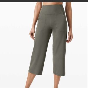 lululemon athletica Wide Leg Crop Pants in Grey Sage